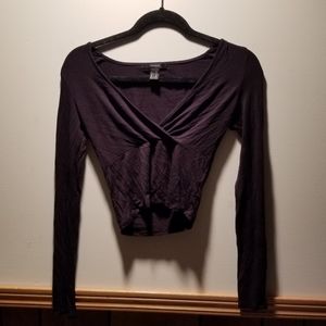 👙Forever 21 basic long sleeved v neck top